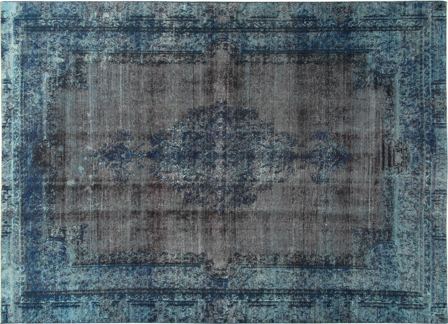LaDatina_handmadecarpets_vintage
